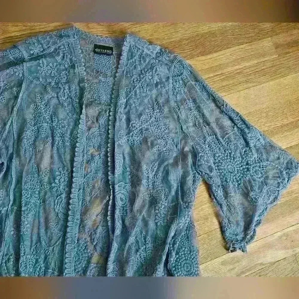 Shyanne Western Open Front Lace Duster - Picture 4 of 6